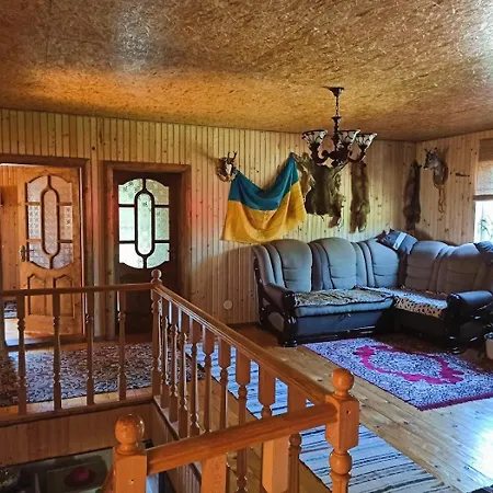 у потічка Апартаменты