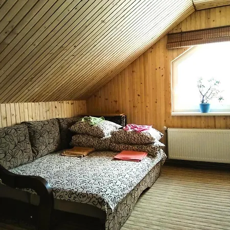 у потічка
