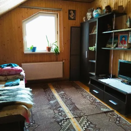 у потічка *