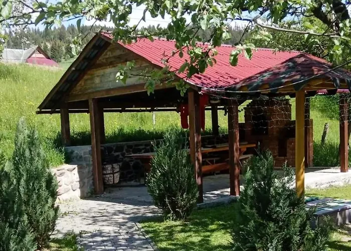 у потічка 아파트 *